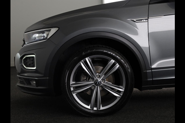 Volkswagen T-Roc 1.5 TSI Sport Business R 150 PK | Automaat (DSG) | Digitaal dashboard | Camera | Stoelverwarming | Elekrische klep