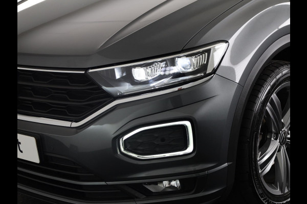 Volkswagen T-Roc 1.5 TSI Sport Business R 150 PK | Automaat (DSG) | Digitaal dashboard | Camera | Stoelverwarming | Elekrische klep
