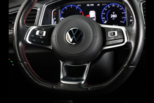 Volkswagen T-Roc 1.5 TSI Sport Business R 150 PK | Automaat (DSG) | Digitaal dashboard | Camera | Stoelverwarming | Elekrische klep