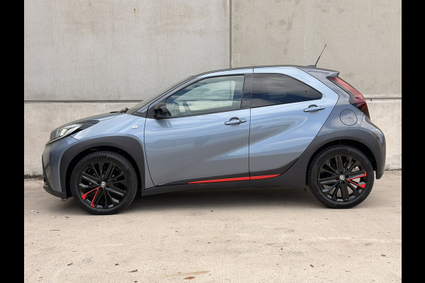 Toyota Aygo X 1.0 VVT-i S-CVT Undercover JBL Navi Leder 18'' ACC Clima Keyless