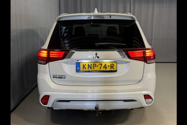 Mitsubishi Outlander 2.4 PHEV Instyle 18"/Trekhaak/LED/Leder/Stoel + stuurverwarming/Dodehoek/PDC v+a/360 Camera/Apple Carplay & Android Auto