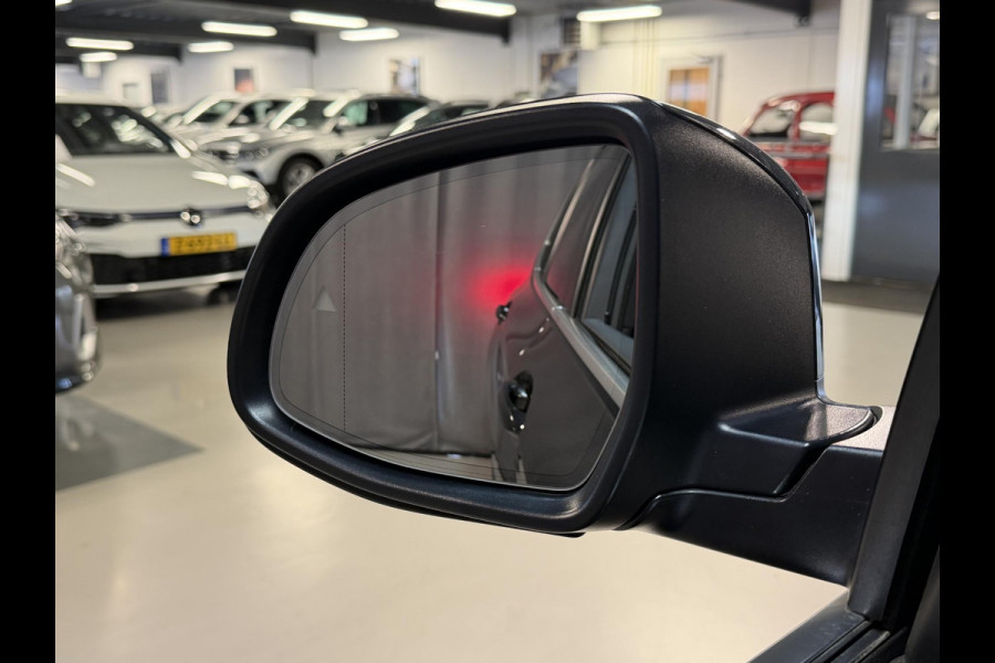 BMW X3 xDrive30e 19"/Trekhaak/Panoramdak/Leder + memory/Adaptieve cruise/Keyless/Dodehoek/Head-up/360 camera/HiFi/LED/Sfeerverlichting