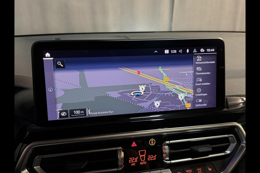 BMW X3 xDrive30e 19"/Trekhaak/Panoramdak/Leder + memory/Adaptieve cruise/Keyless/Dodehoek/Head-up/360 camera/HiFi/LED/Sfeerverlichting