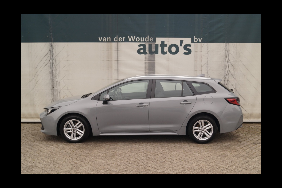 Toyota Corolla Touring Sports 1.8 Hybrid Active -ECC-CARPLAY-CAM-