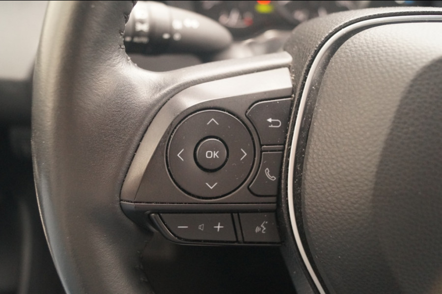 Toyota Corolla Touring Sports 1.8 Hybrid Active -ECC-CARPLAY-CAM-