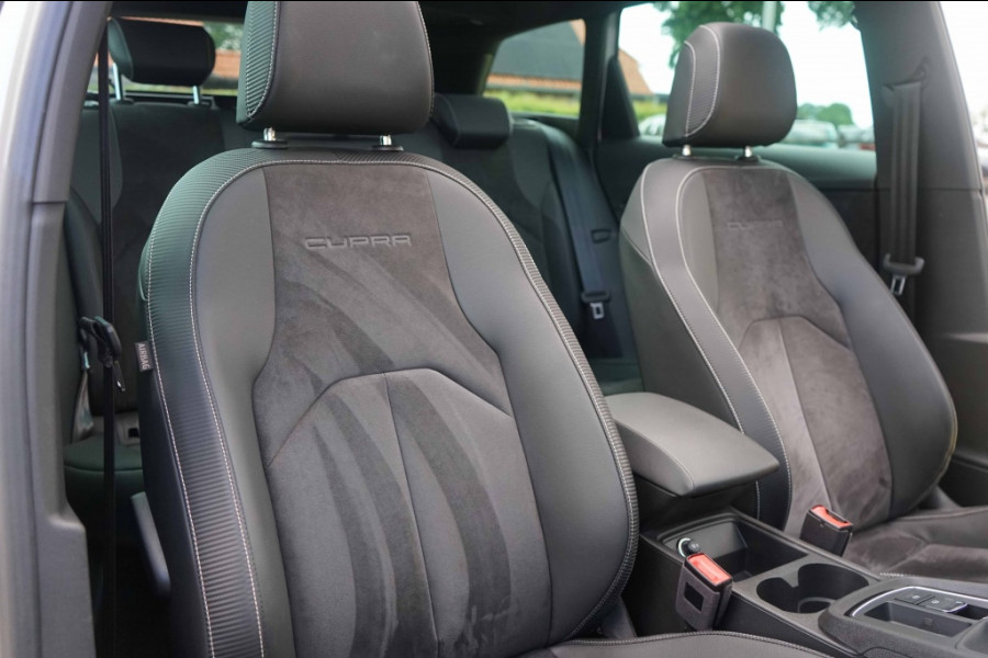 Seat Leon ST Cupra 300 4Drive Pano/DCC/ACC/Virtual/Beats
