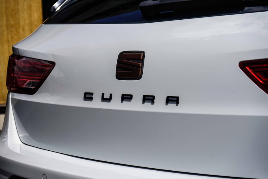 Seat Leon ST Cupra 300 4Drive Pano/DCC/ACC/Virtual/Beats
