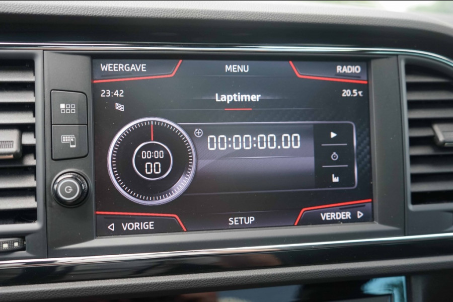 Seat Leon ST Cupra 300 4Drive Pano/DCC/ACC/Virtual/Beats