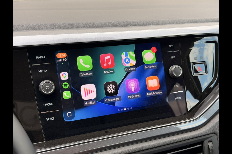 Volkswagen Polo 1.0 TSI Highline Virtual 17'' LED ACC Camera CarPlay Navi Stoelverwarming