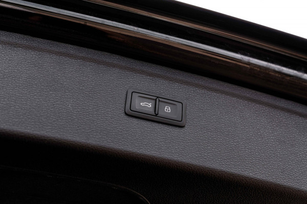 Audi Q5 50 TFSI e Quattro S Edition 300 PK Virtual Keyless Stoelverwarming Elek.Trekhaak 20''
