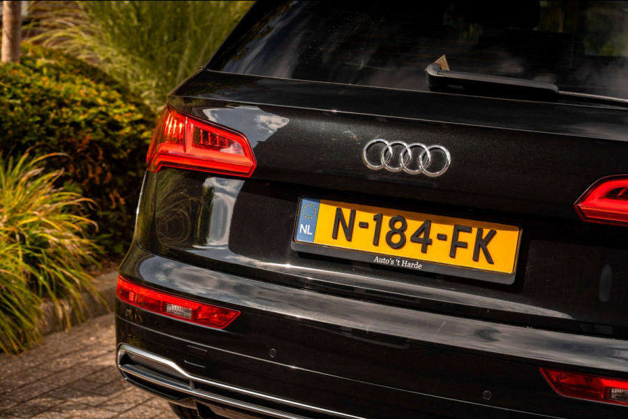 Audi Q5 50 TFSI e Quattro S Edition 300 PK Virtual Keyless Stoelverwarming Elek.Trekhaak 20''