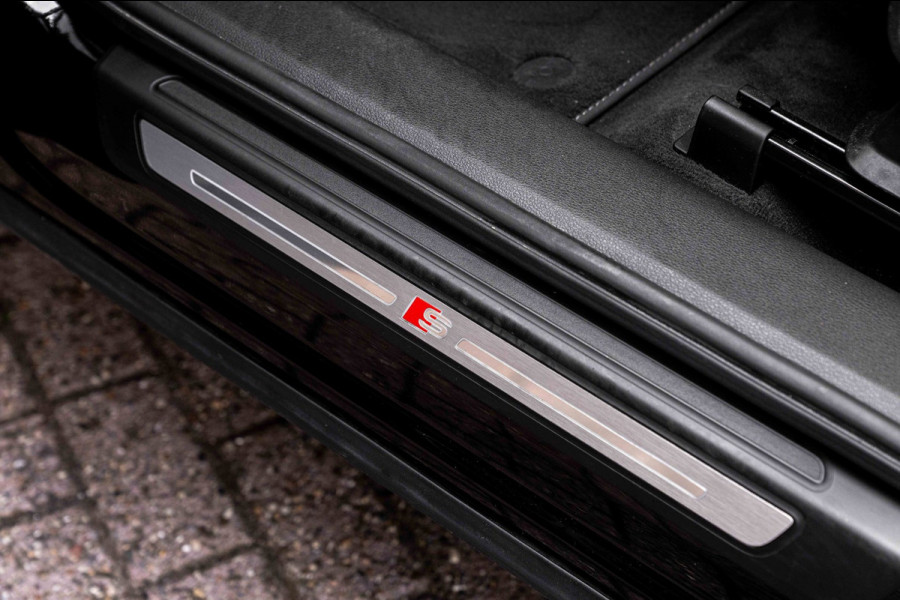Audi Q5 50 TFSI e Quattro S Edition 300 PK Virtual Keyless Stoelverwarming Elek.Trekhaak 20''