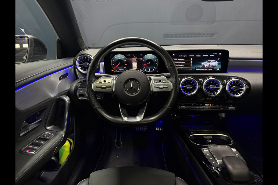 Mercedes-Benz CLA-Klasse 200 AMG Edition Pano Dodehoek Camera Sfeerver 19"