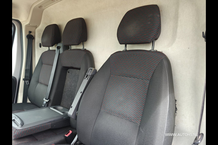 Peugeot Boxer 2.0 BlueHDI L3H2, EURO 6 , LANG , 2x Schuifdeur ,navi ,camera, cruise, Apk maart 2027 , 163 PK