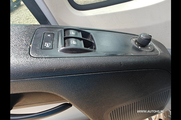 Peugeot Boxer 2.0 BlueHDI L3H2, EURO 6 , LANG , 2x Schuifdeur ,navi ,camera, cruise, Apk maart 2027 , 163 PK