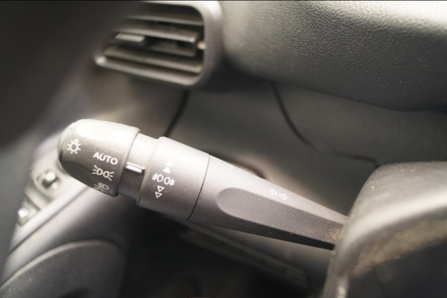 Peugeot Partner 1.5 BlueHDI Asphalt -NAVI-CAM-DAB-