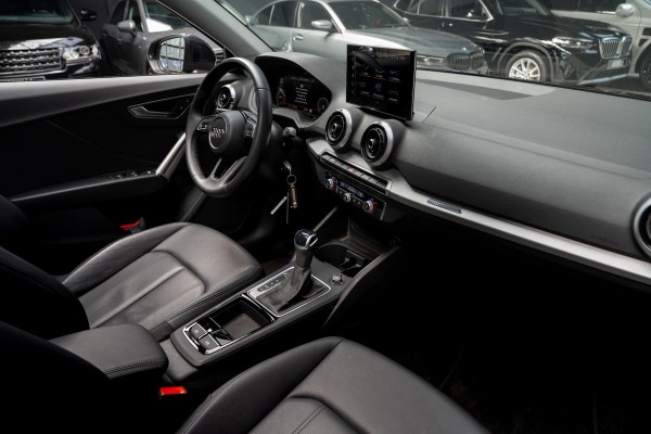 Audi Q2 35 TFSI S-Line Panodak Virtual Camera Leder Navi ACC Climate LM velgen PDC