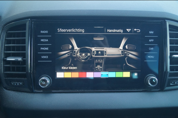 Škoda Karoq 1.5 TSI 150pk DSG Sportline Business -PANO-ECC-NAVI-