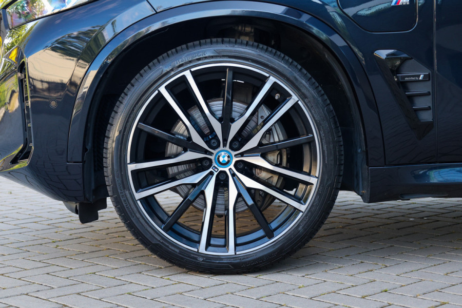 BMW X5 xDrive50e | BTW | SKYLOUNGE | 22 INCH | H/K | COMFORTSTOELEN | HUD |