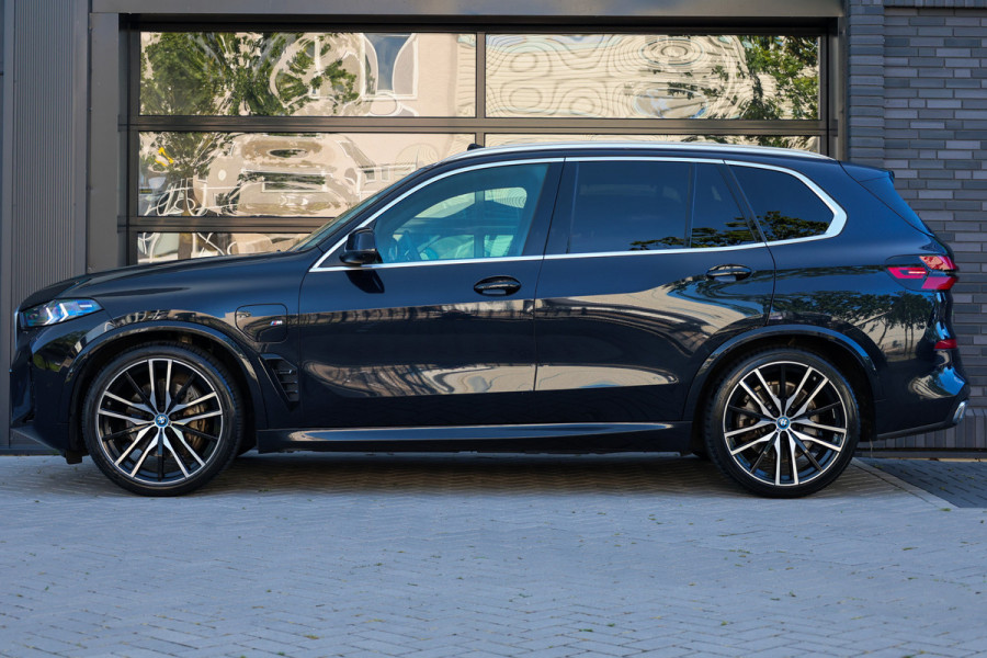 BMW X5 xDrive50e | BTW | SKYLOUNGE | 22 INCH | H/K | COMFORTSTOELEN | HUD |