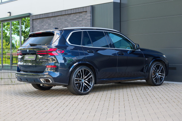 BMW X5 xDrive50e | BTW | SKYLOUNGE | 22 INCH | H/K | COMFORTSTOELEN | HUD |