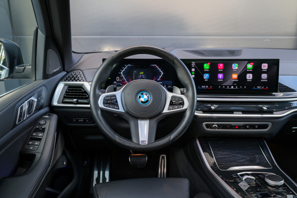 BMW X5 xDrive50e | BTW | SKYLOUNGE | 22 INCH | H/K | COMFORTSTOELEN | HUD |
