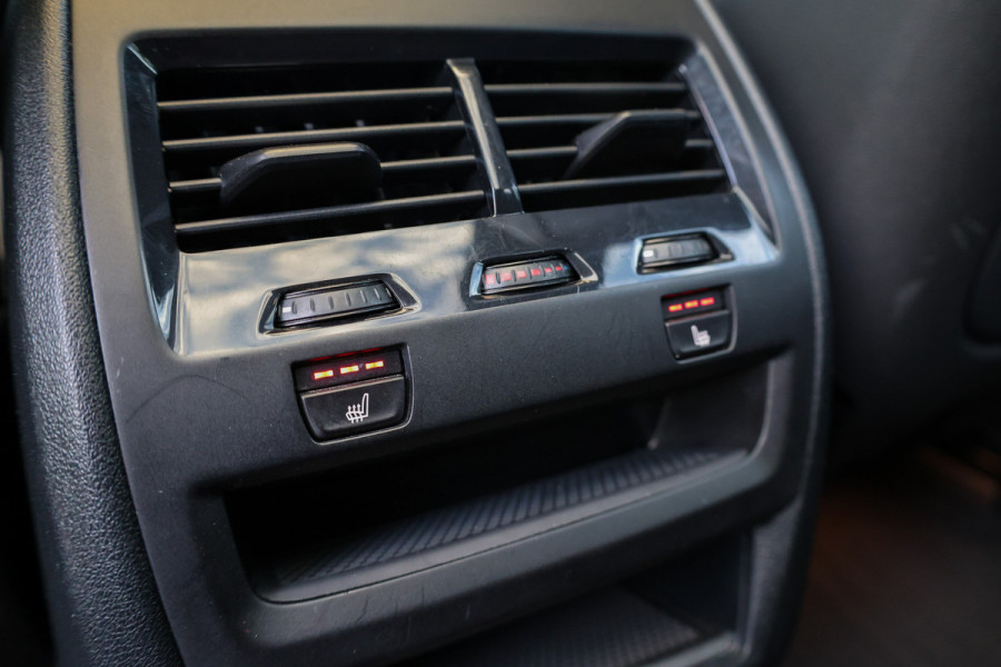 BMW X5 xDrive50e | BTW | SKYLOUNGE | 22 INCH | H/K | COMFORTSTOELEN | HUD |