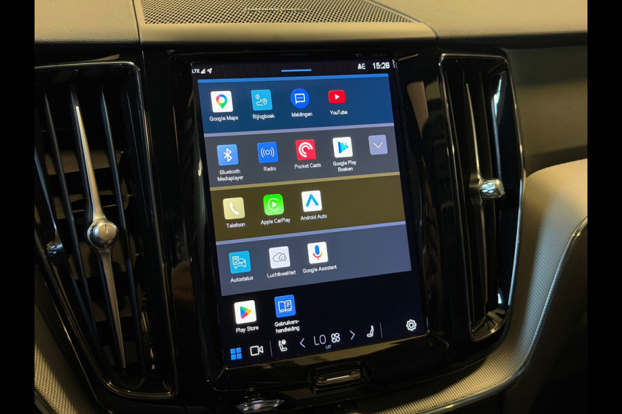 Volvo XC60 2.0 T6 Plug-in hybrid AWD R-Design|Pano|H&K|Vol!
