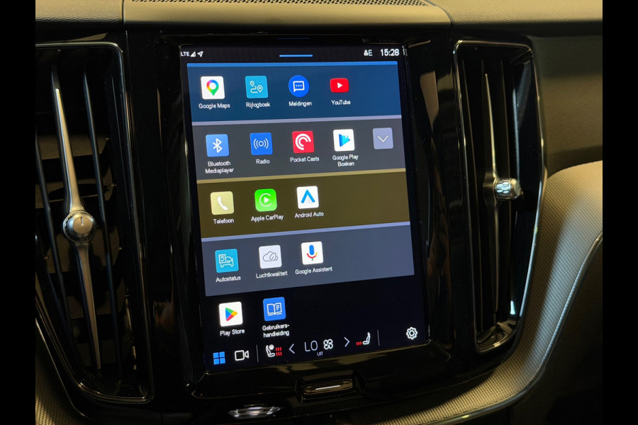 Volvo XC60 2.0 T6 Plug-in hybrid AWD R-Design|Pano|H&K|Vol!