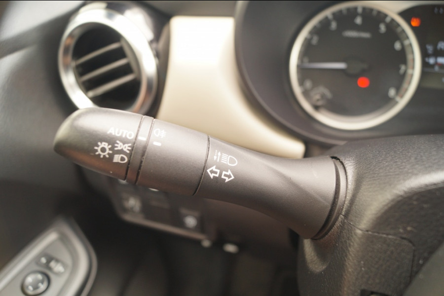 Nissan Micra 1.0 IG-T Visia Black Edition -AIRCO-TREKHAAK-DAB-
