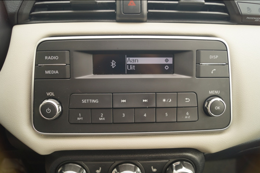 Nissan Micra 1.0 IG-T Visia Black Edition -AIRCO-TREKHAAK-DAB-
