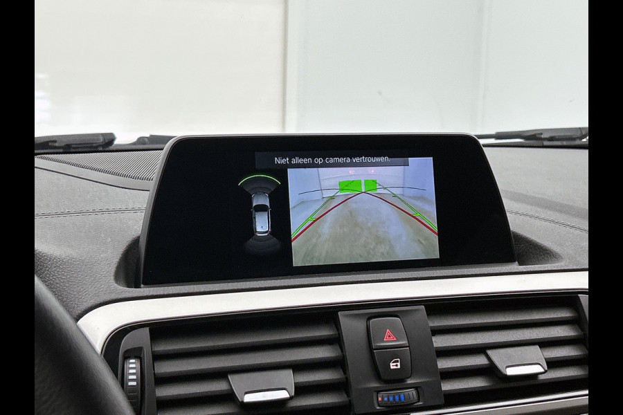 BMW 1-serie 118i Executive | 135PK | GOED ONDERH | ACTERCAM | STOELVERW | AIRCO |