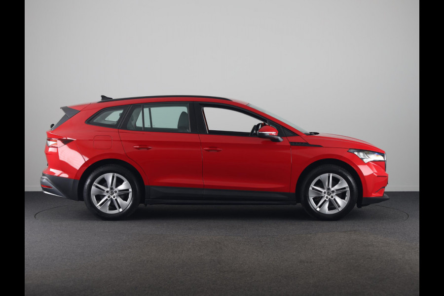 Škoda Enyaq Selection 170 pk | Navigatie | Parkeersensoren | Achteruitrijcamera | LED koplampen |