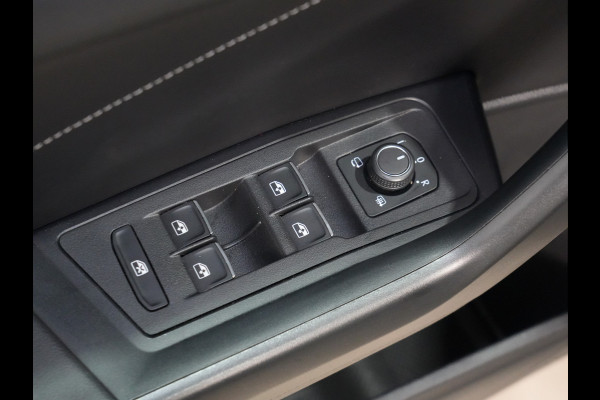 Volkswagen T-Roc 1.5 150pk DSG TSI R-Line | Camera | Virtual Cockpit | ACC | Full-LED | Carplay