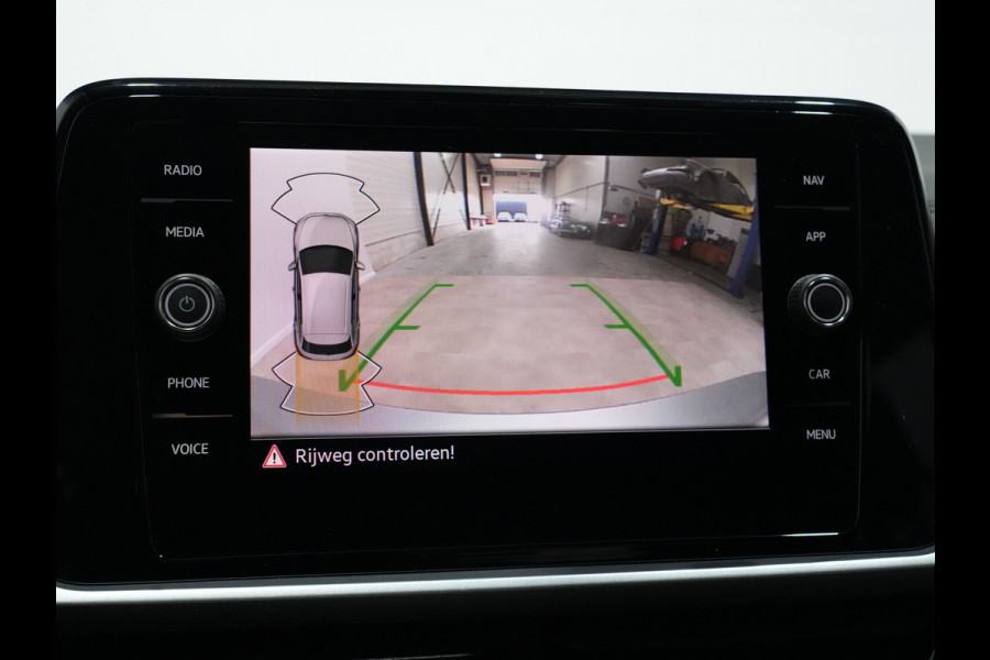 Volkswagen T-Roc 1.5 150pk DSG TSI R-Line | Camera | Virtual Cockpit | ACC | Full-LED | Carplay