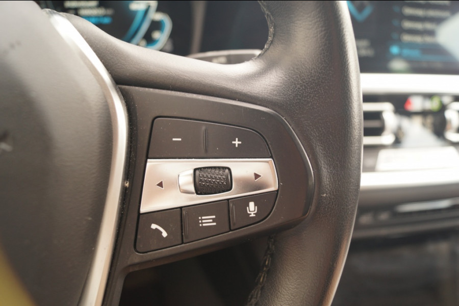 BMW 3 Serie Touring 320e PHEV Business Edition Plus -LEER-ECC-NAVI-