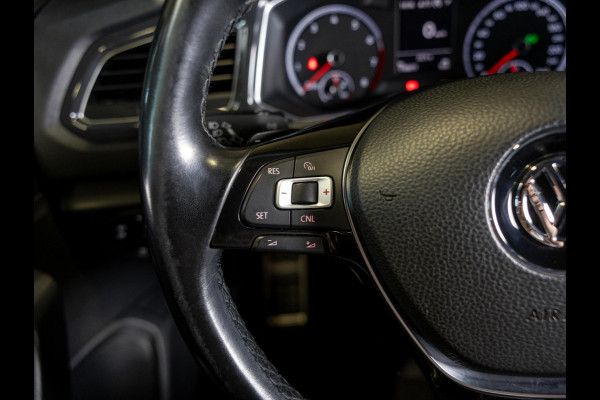 Volkswagen T-Roc 1.5 TSI Sport 150pk / Stoelverwarming / Airco / Navigatie / Adaptieve cruise control / Apple carplay /