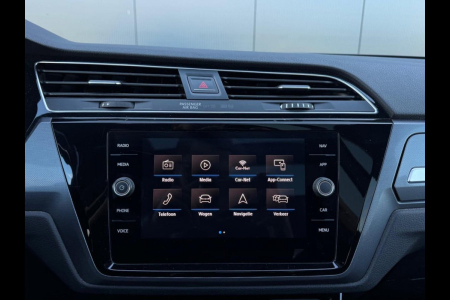 Volkswagen Touran 1.5 TSI | 3x R-Line | Pano | Leder | ACC