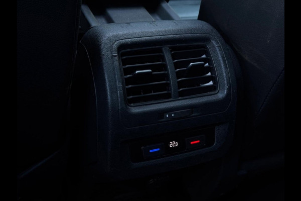 Volkswagen Touran 1.5 TSI | 3x R-Line | Pano | Leder | ACC