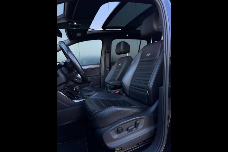 Volkswagen Touran 1.5 TSI | 3x R-Line | Pano | Leder | ACC
