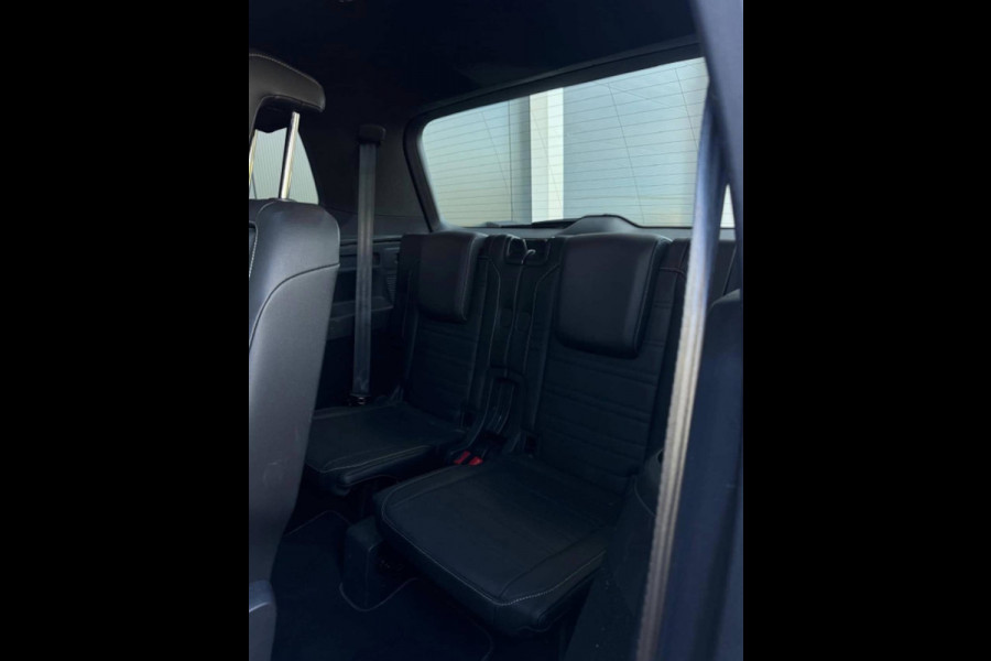 Volkswagen Touran 1.5 TSI | 3x R-Line | Pano | Leder | ACC