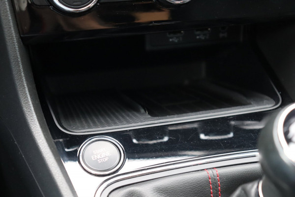 Seat Leon ST 1.5 TSI FR Business Intense org.NL Beats-audio carplay
