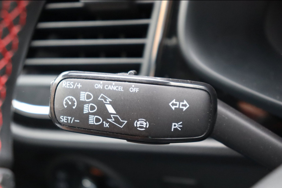 Seat Leon ST 1.5 TSI FR Business Intense org.NL Beats-audio carplay