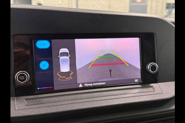 Volkswagen Caddy Cargo 2.0 TDI Comfort Trekhaak Camera Apple Carplay Android Auto Cruise Control Parkeersensoren Achterdeuren Zijschuifdeur Airco Bluetooth Side Bar