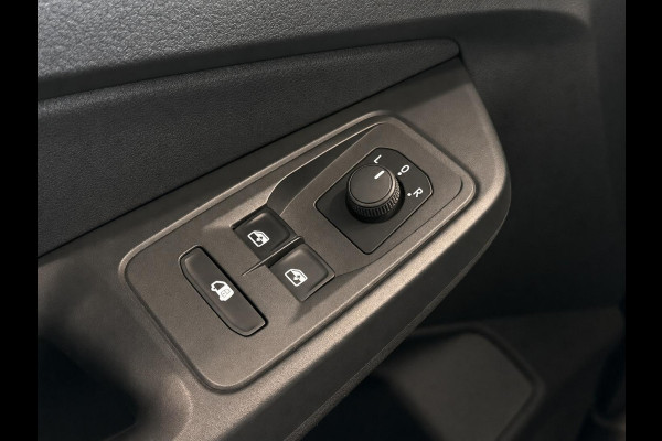 Volkswagen Caddy Cargo 2.0 TDI Comfort Trekhaak Camera Apple Carplay Android Auto Cruise Control Parkeersensoren Achterdeuren Zijschuifdeur Airco Bluetooth Side Bar