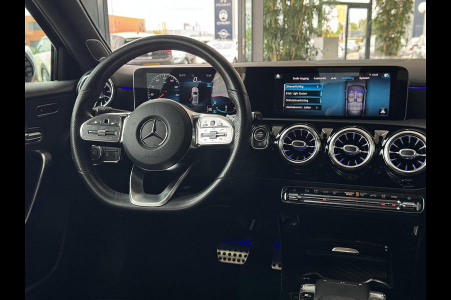 Mercedes-Benz A-Klasse 200 Business Solution AMG Night Upgrade PANODAK | BURMEISTER | MEMORY | SFEER