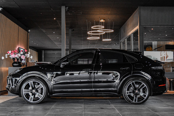 Porsche Cayenne Coupé 3.0 E-Hybrid Sport Design Platinum, Chrono, Luchtv, Sportuitl, Pano, Softcl, ACC,360,Koeling,HUD,Entertainme