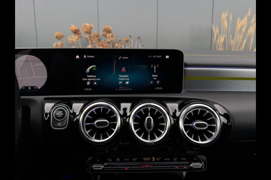 Mercedes-Benz A-Klasse 200 AMG Edition 1 | Pano | Ambilight | LED