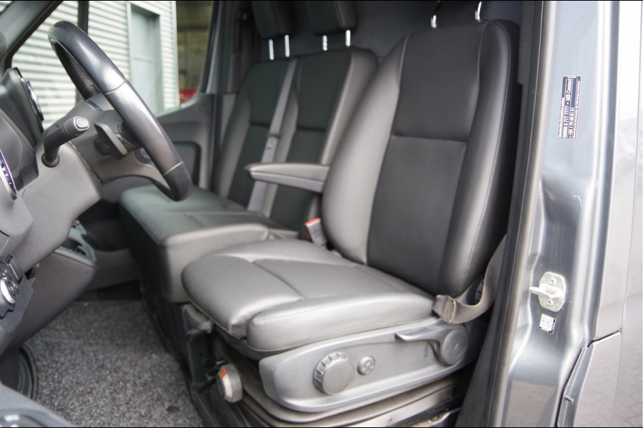 Mercedes-Benz Sprinter 519 3.0 CDI V6 L2H2 AUT. N1! DUBBELLUCHT, LED, 360 CAMERA, 3.5T TREKHAAK, LEDER, MBUX 10'', CRUISE, NAVI, CLIMA,