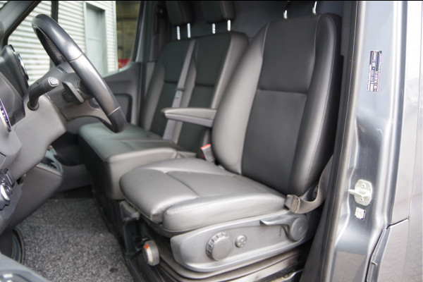 Mercedes-Benz Sprinter 519 3.0 CDI V6 L2H2 AUT. N1! DUBBELLUCHT, LED, 360 CAMERA, 3.5T TREKHAAK, LEDER, MBUX 10'', CRUISE, NAVI, CLIMA,